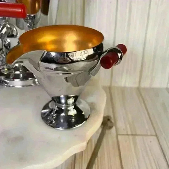 VINTAGE A/O ART DECO Manning - Bowman Chrome Bakelite Creamer and sugar red bake - Picture 2 of 5